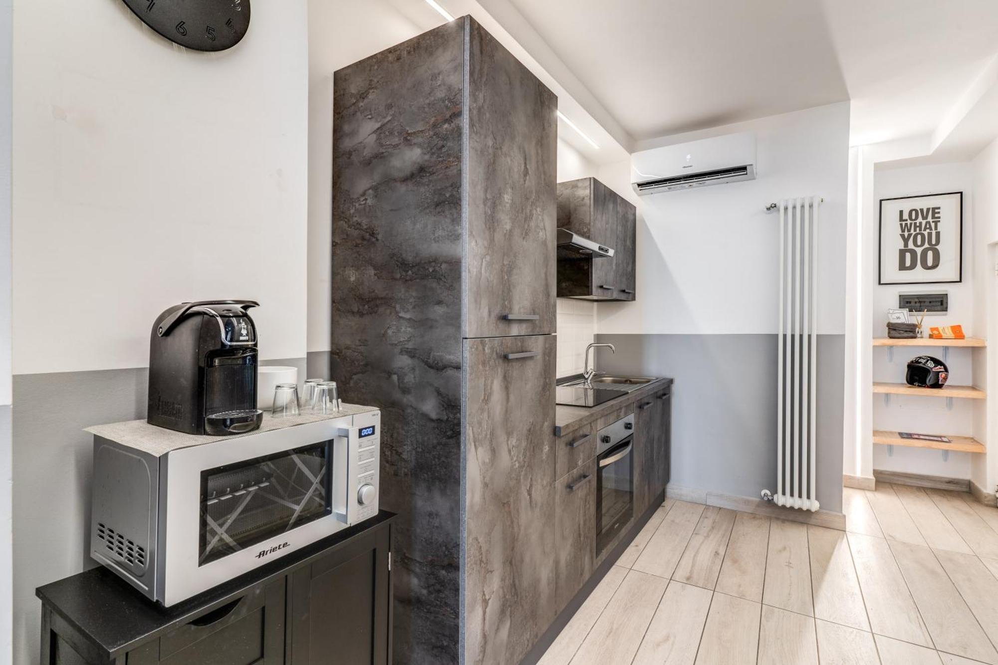 Costaguti 36 Apartment โรม ภายนอก รูปภาพ